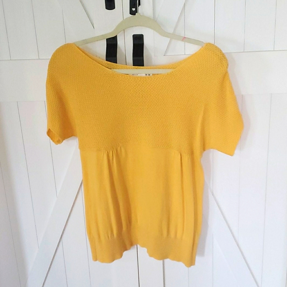 OLD NAVY YELLOW SWEATER TOP